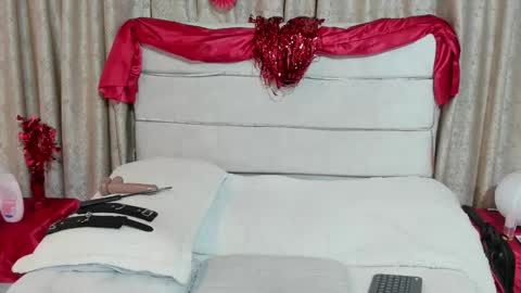 Cristal online show from 12, 2, 2026