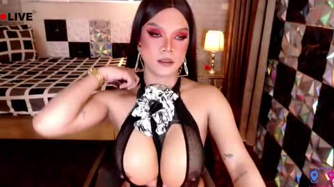 Snapshot of chixfranching chatting on 8, 11, 2025 Franching Lee online show from 8, 11, 2025