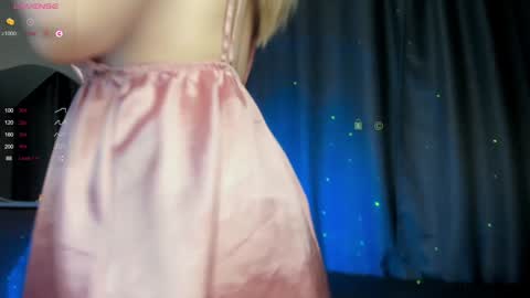 Snapshot of chloe__kiss chatting on 13, 12, 2024 Chloe online show from 13, 12, 2024