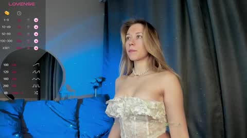 Snapshot of chloe__kiss chatting on 3, 3, 2025 Chloe online show from 3, 3, 2025