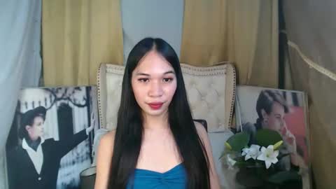 Snapshot of chloe_bilat chatting on 3, 12, 2025 chloe_bilat online show from 3, 12, 2025