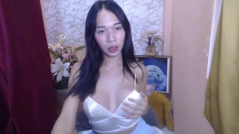 Snapshot of chloe_bilat chatting on 15, 2, 2026 chloe_bilat online show from 15, 2, 2026