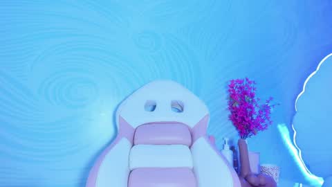 chloe_blowjob online show from 31, 5, 2026