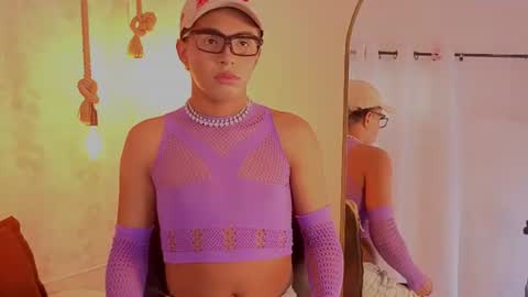 Chloe online show from 8, 7, 2026