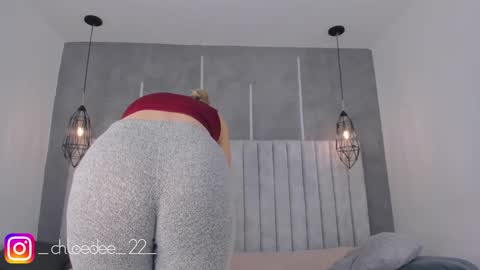 Chloe online show from 2, 2, 2025