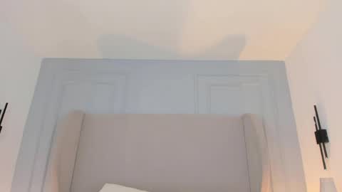 Snapshot of chloe_dee_ chatting on 19, 4, 2026 Chloe online show from 19, 4, 2026