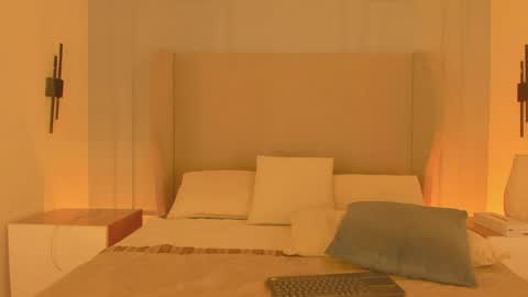 Snapshot of chloe_dee_ chatting on 27, 4, 2026 Chloe online show from 27, 4, 2026