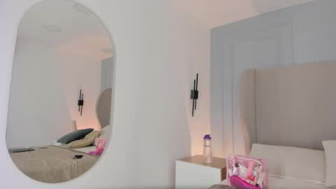 Snapshot of chloe_dee_ chatting on 14, 5, 2026 Chloe online show from 14, 5, 2026