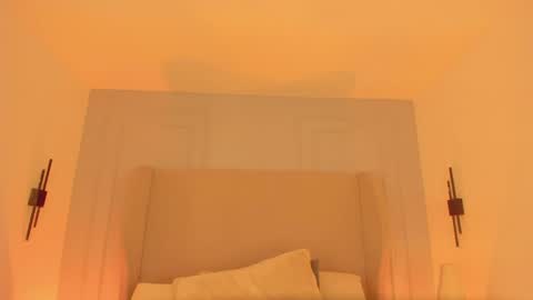 Snapshot of chloe_dee_ chatting on 24, 5, 2026 Chloe online show from 24, 5, 2026