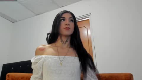 Snapshot of chloe_evanx_ chatting on 8, 1, 2025 Chloe Evanx  online show from 8, 1, 2025