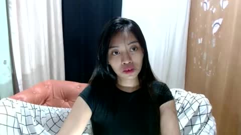 chloe and harlot online show from 11, 11, 2025