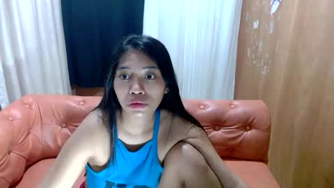chloe and harlot online show from 16, 11, 2025