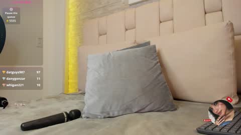 chloe online show from 17, 1, 2025