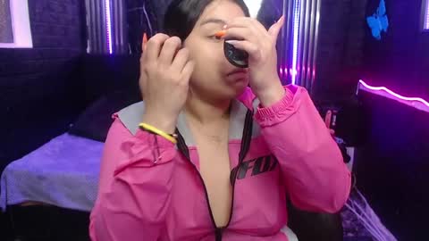 chloe_smith5 online show from 22, 5, 2026