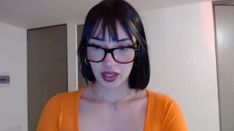 Snapshot of chloe_snoww chatting on 26, 3, 2026 cloes online show from 26, 3, 2026