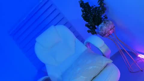 Snapshot of chloe_so_wild chatting on 16, 5, 2026 My Sweet Chloe online show from 16, 5, 2026