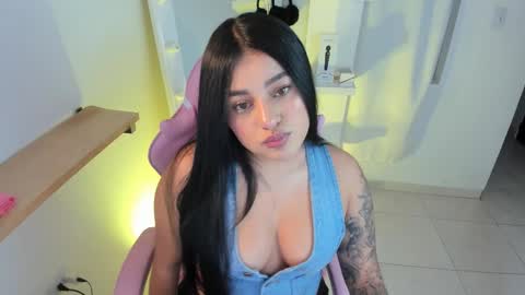 chloe_t2 online show from 23, 10, 2025