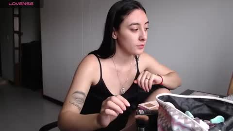 Chloe  online show from 6, 8, 2026