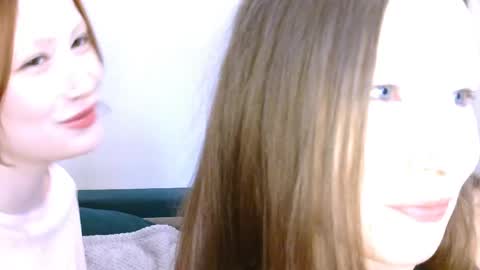 Chloe online show from 19, 4, 2026