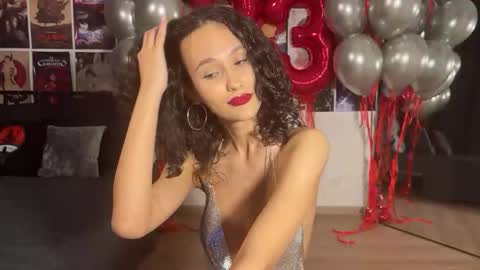 Snapshot of chloechain chatting on 11, 11, 2025 chloe online show from 11, 11, 2025