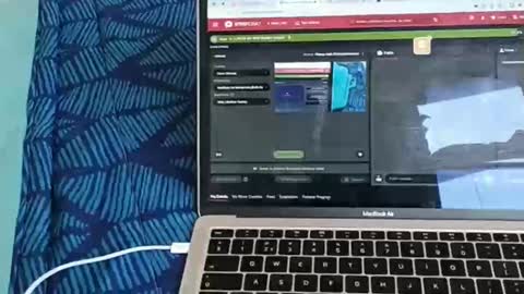 Chloe Chrome online show from 8, 3, 2025