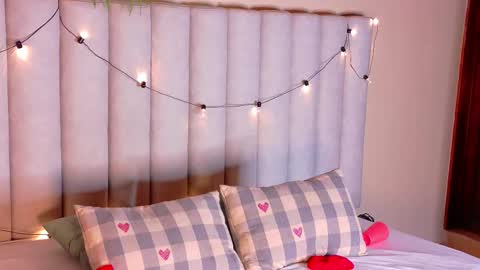 C H L O E  online show from 2, 3, 2026