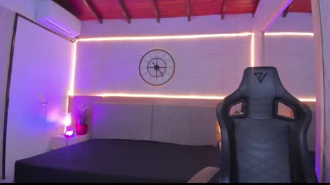 Chloee online show from 26, 11, 2025