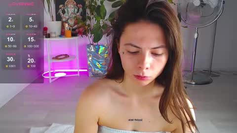 Chloe online show from 7, 10, 2025