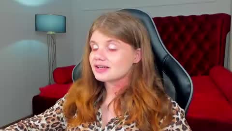Snapshot of chloehalses chatting on 2, 7, 2026 ChloeHalses online show from 2, 7, 2026