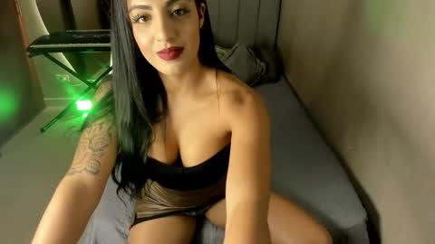 Snapshot of chloeharlan_ chatting on 21, 12, 2024 Laura independent model online show from 21, 12, 2024