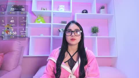 Snapshot of chloeharper1 chatting on 5, 12, 2025 Chloe online show from 5, 12, 2025