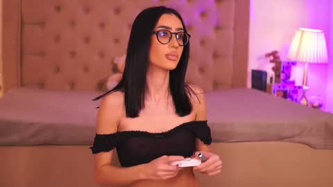 Chlo online show from 22, 2, 2026