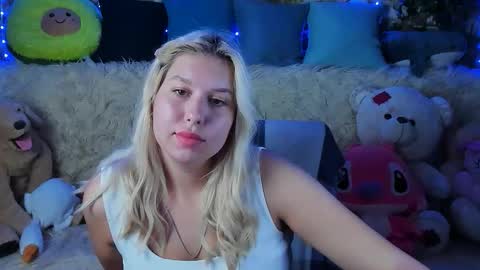 Snapshot of chloericci chatting on 8, 9, 2025 ChloeRicci online show from 8, 9, 2025