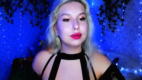 Snapshot of chloericci chatting on 14, 10, 2025 ChloeRicci online show from 14, 10, 2025