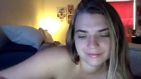 Snapshot of chloesays chatting on 24, 9, 2025 Chloe Lane online show from 24, 9, 2025