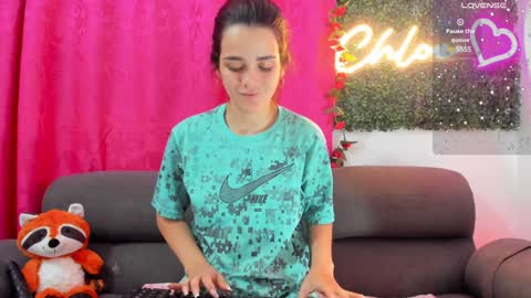 Chloe online show from 24, 1, 2025