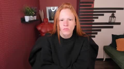 Snapshot of chloevalentinee chatting on 12, 10, 2025 Chloe online show from 12, 10, 2025