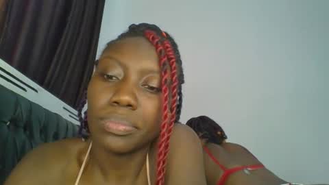 Snapshot of chocobear22 chatting on 12, 11, 2025 chocobear22 online show from 12, 11, 2025