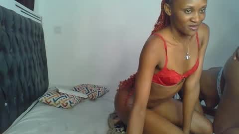 Snapshot of chocobear22 chatting on 29, 11, 2025 chocobear22 online show from 29, 11, 2025