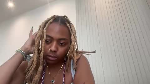 Snapshot of chocolatecakequeen chatting on 13, 1, 2025 ChocolateCakeQueen online show from 13, 1, 2025