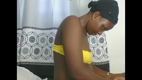Snapshot of chocolateskin4 chatting on 19, 2, 2025 JANE online show from 19, 2, 2025
