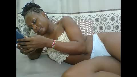 Snapshot of chocolateskin4 chatting on 21, 10, 2025 JANE online show from 21, 10, 2025