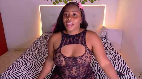 Snapshot of chocoo_dessert chatting on 13, 11, 2025 online show from 13, 11, 2025