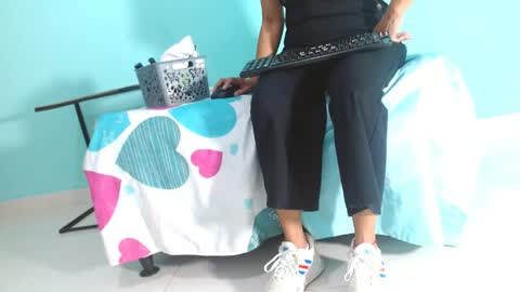 Snapshot of chocorramitavagina19 chatting on 23, 5, 2026 maria online show from 23, 5, 2026