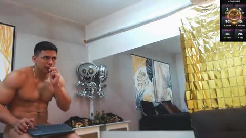 Snapshot of choreythaiylor chatting on 14, 12, 2024 Chorey Thaylor online show from 14, 12, 2024
