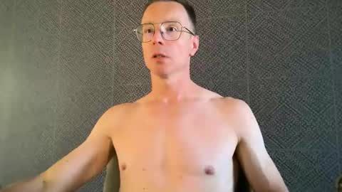 Snapshot of chouffie_81 chatting on 24, 9, 2025 Chouffie online show from 24, 9, 2025