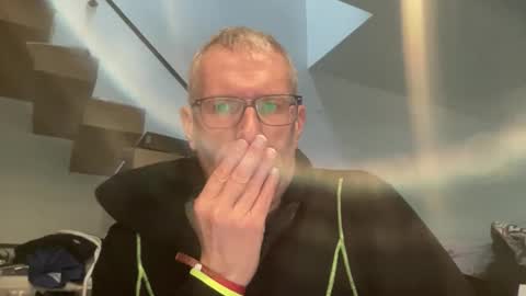 choupipat1 online show from 10, 3, 2026