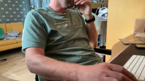 Snapshot of chris13abcd chatting on 15, 9, 2025 chris13abcd online show from 15, 9, 2025