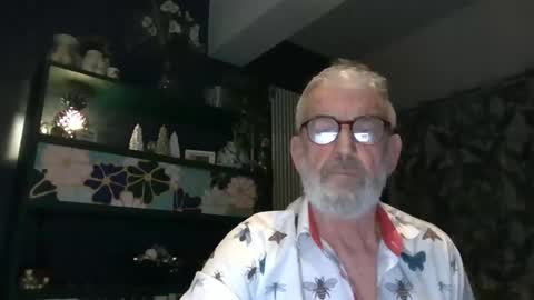 Snapshot of chris1404 chatting on 22, 12, 2024 chris1404 online show from 22, 12, 2024