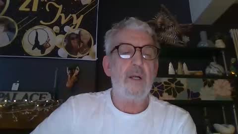 Snapshot of chris1404 chatting on 14, 12, 2025 chris1404 online show from 14, 12, 2025